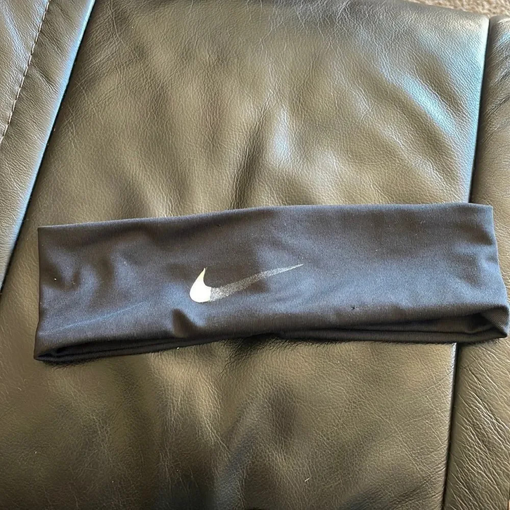 NIKE kids black headband